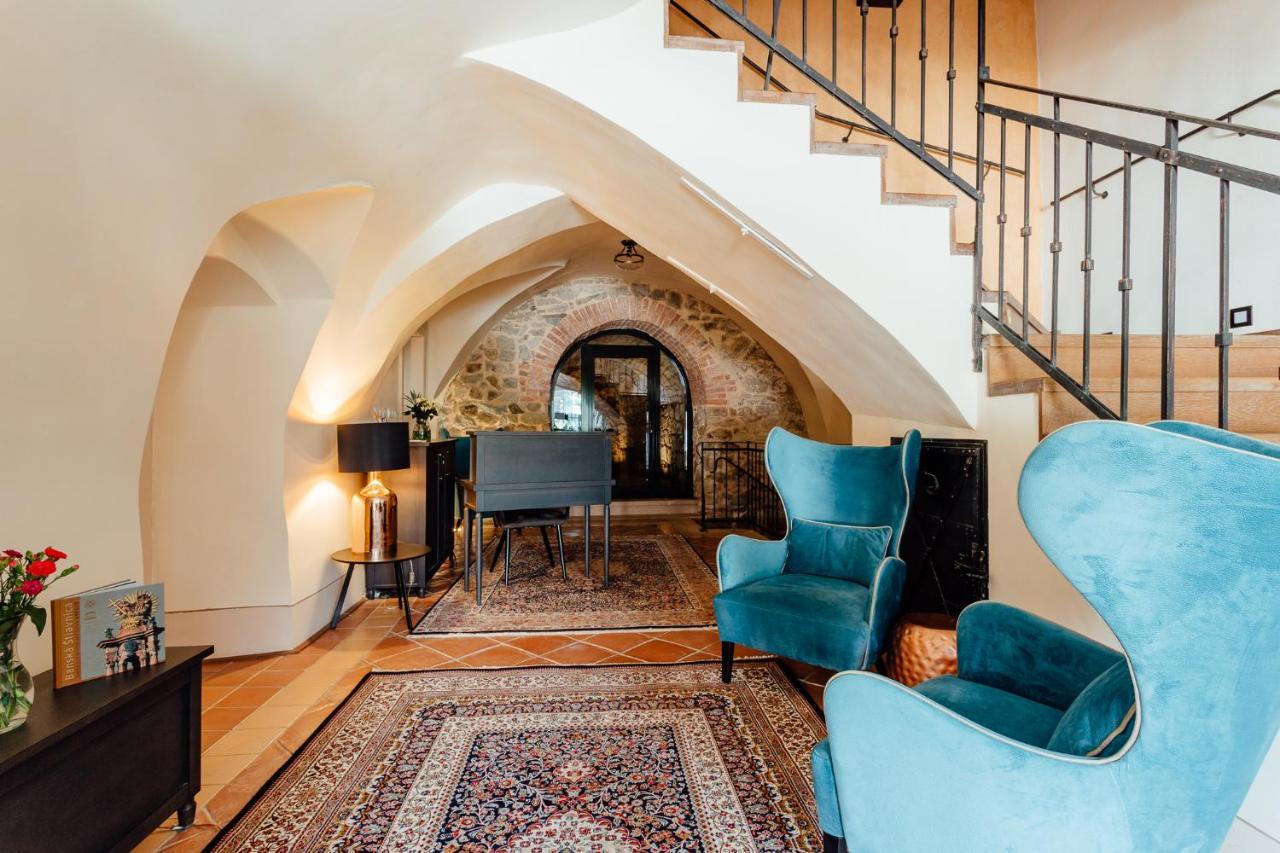 Hotel Glaus Банска-Штьявница Экстерьер фото