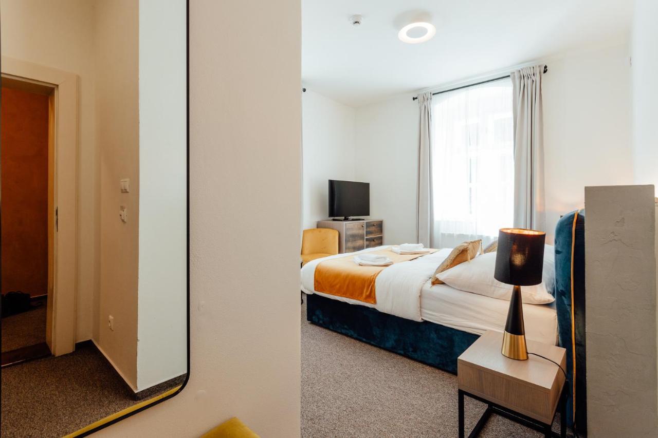 Hotel Glaus Банска-Штьявница Экстерьер фото