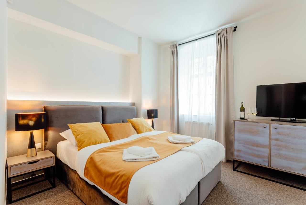 Hotel Glaus Банска-Штьявница Экстерьер фото